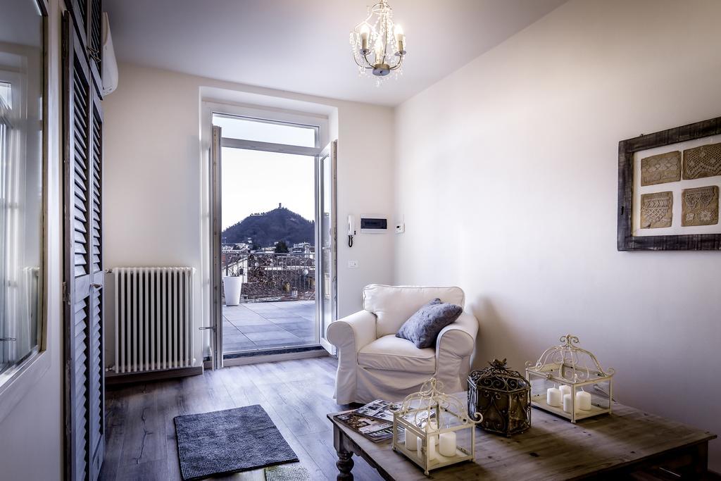 Como Unique View - BymyhomeinКомо Стая снимка